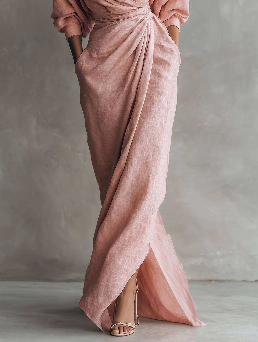 Taylor – Maxi minimalist dress in pink with a V-neck, made from a linen blend for women