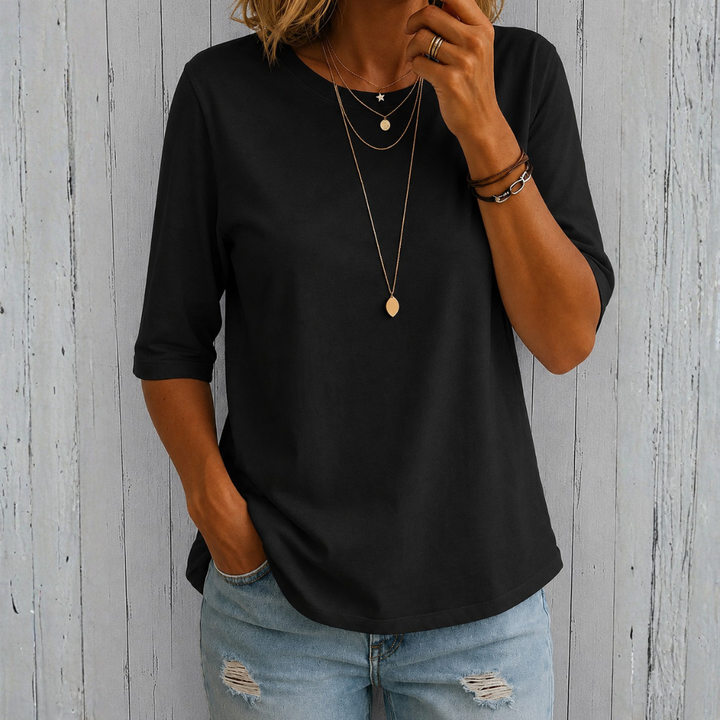 Calvera | Comfort Coverage Tee
