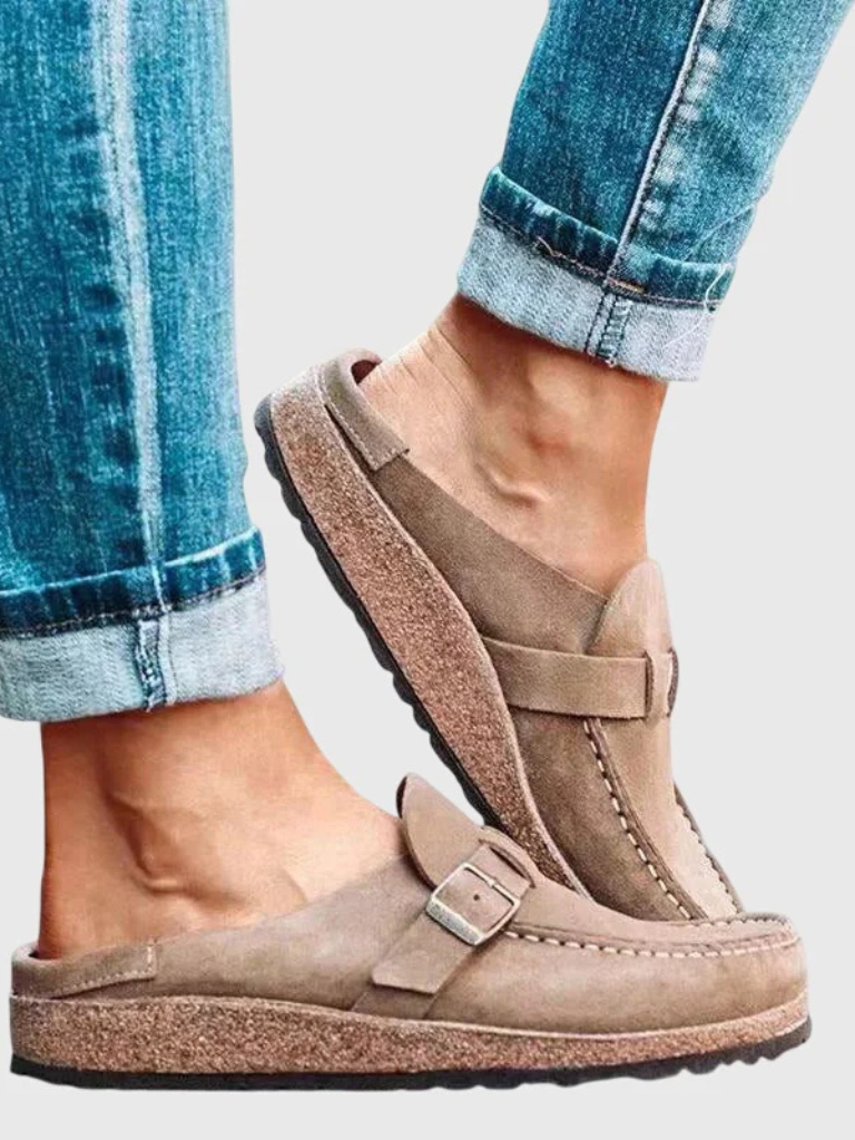 Valencia – Soft Buckle Comfort Clogs