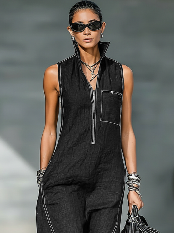 Sleeveless dungarees with white hem