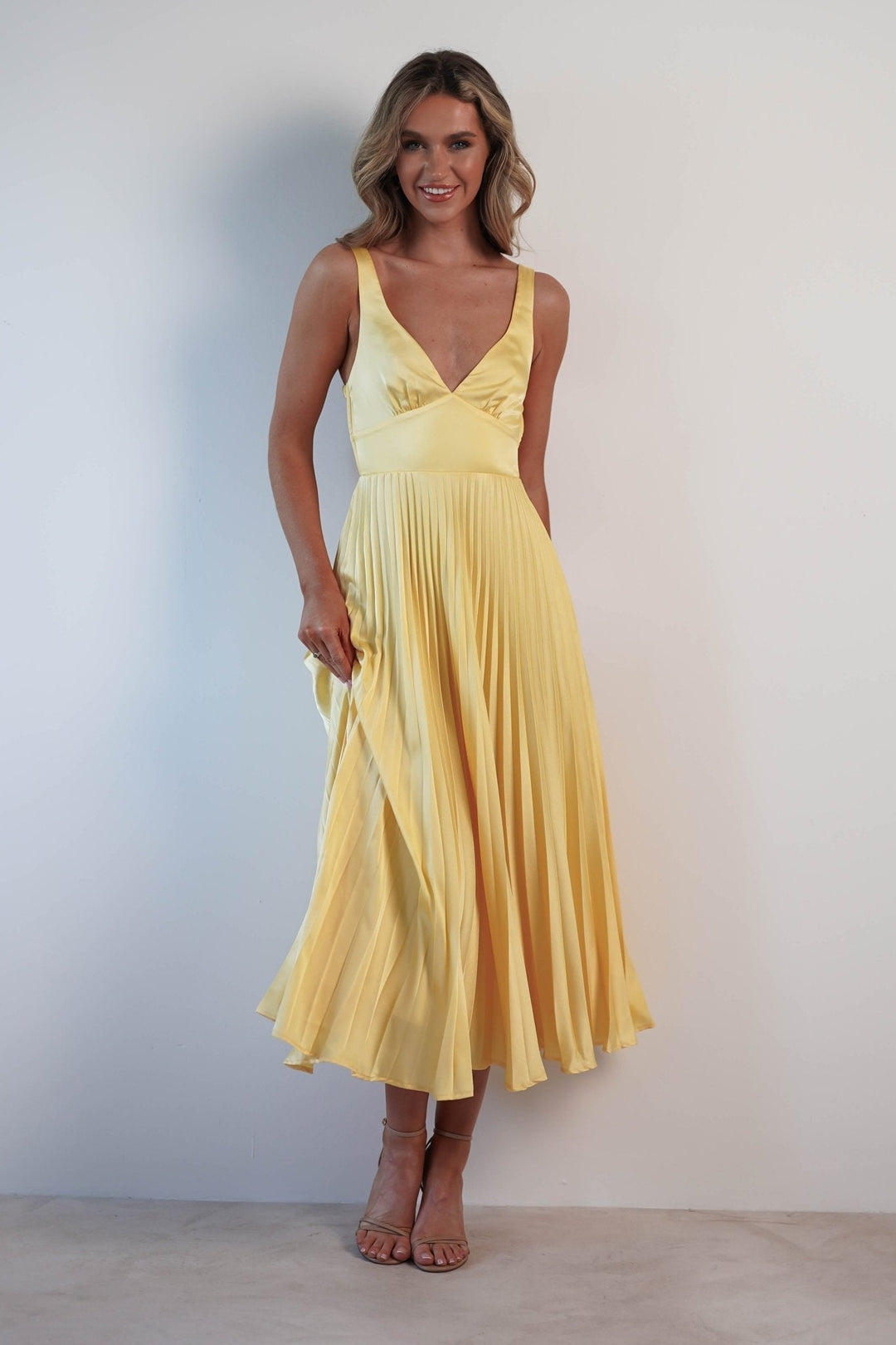 MALKA | Stylish Maxi Dress with Soft Drape