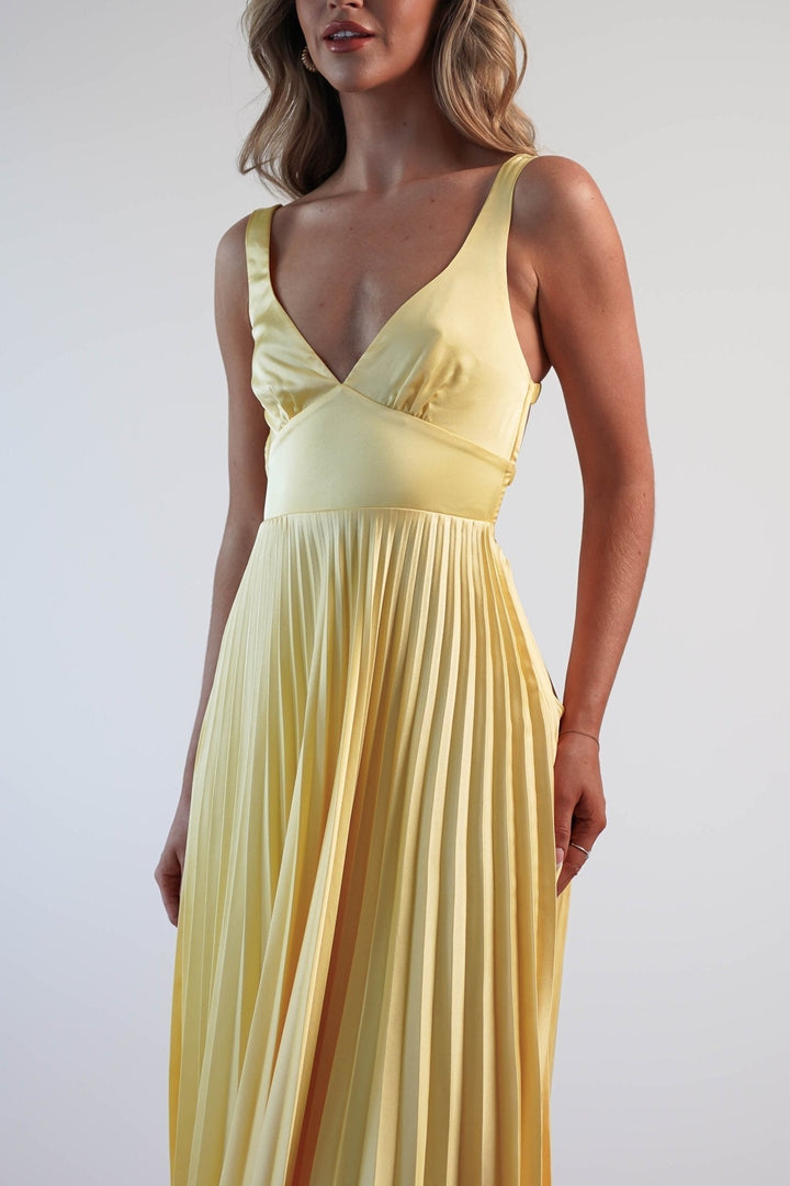 MALKA | Stylish Maxi Dress with Soft Drape