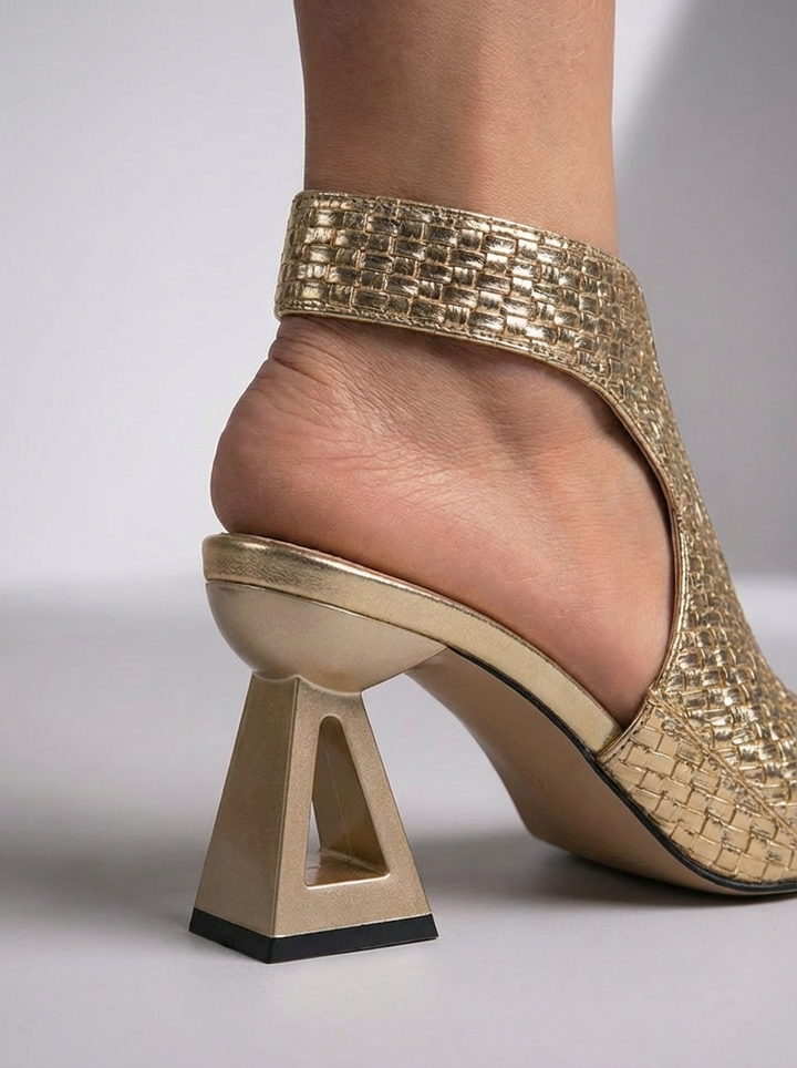 Jade | Elegant Woven Sandals