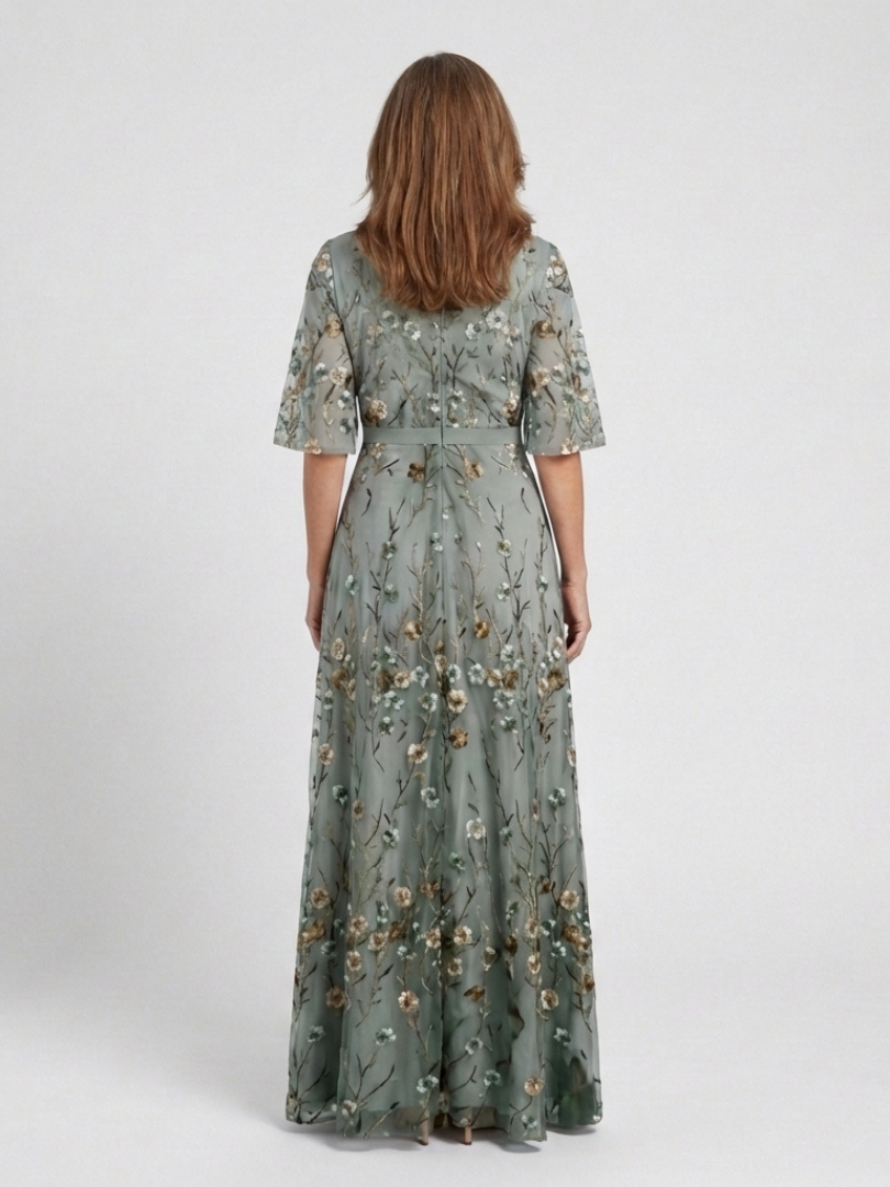 Evade | Floral Tummy-Concealing Maxi Dress
