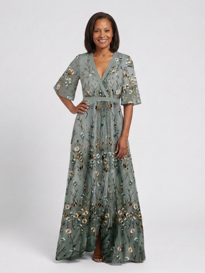 Evade | Floral Tummy-Concealing Maxi Dress