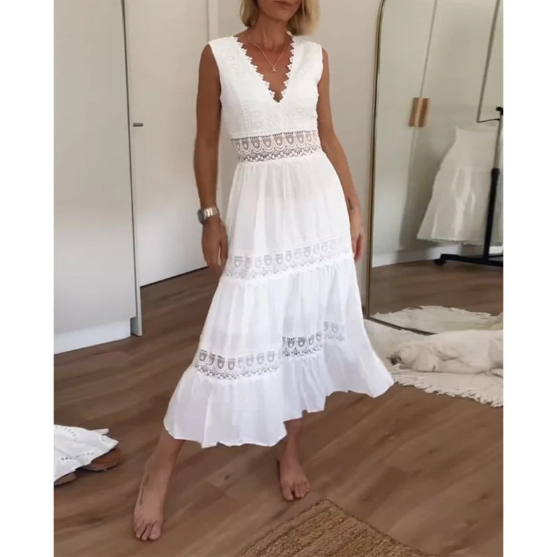 Sora™ – Sleeveless Boho Midi Dress with Lace Details
