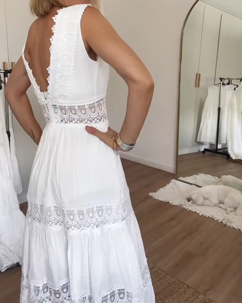 Sora™ – Sleeveless Boho Midi Dress with Lace Details