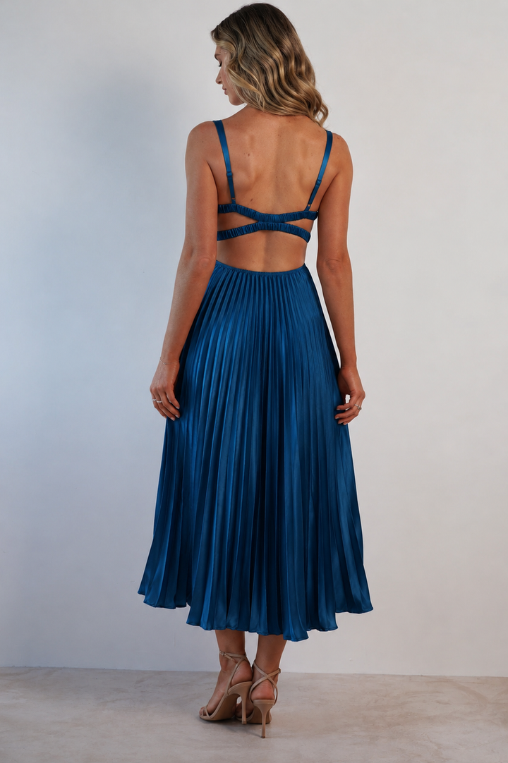 MALKA | Stylish Maxi Dress with Soft Drape